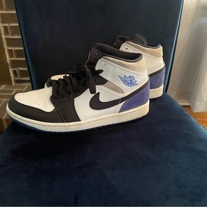 Men Air Jordan 1’s  Size:11.5